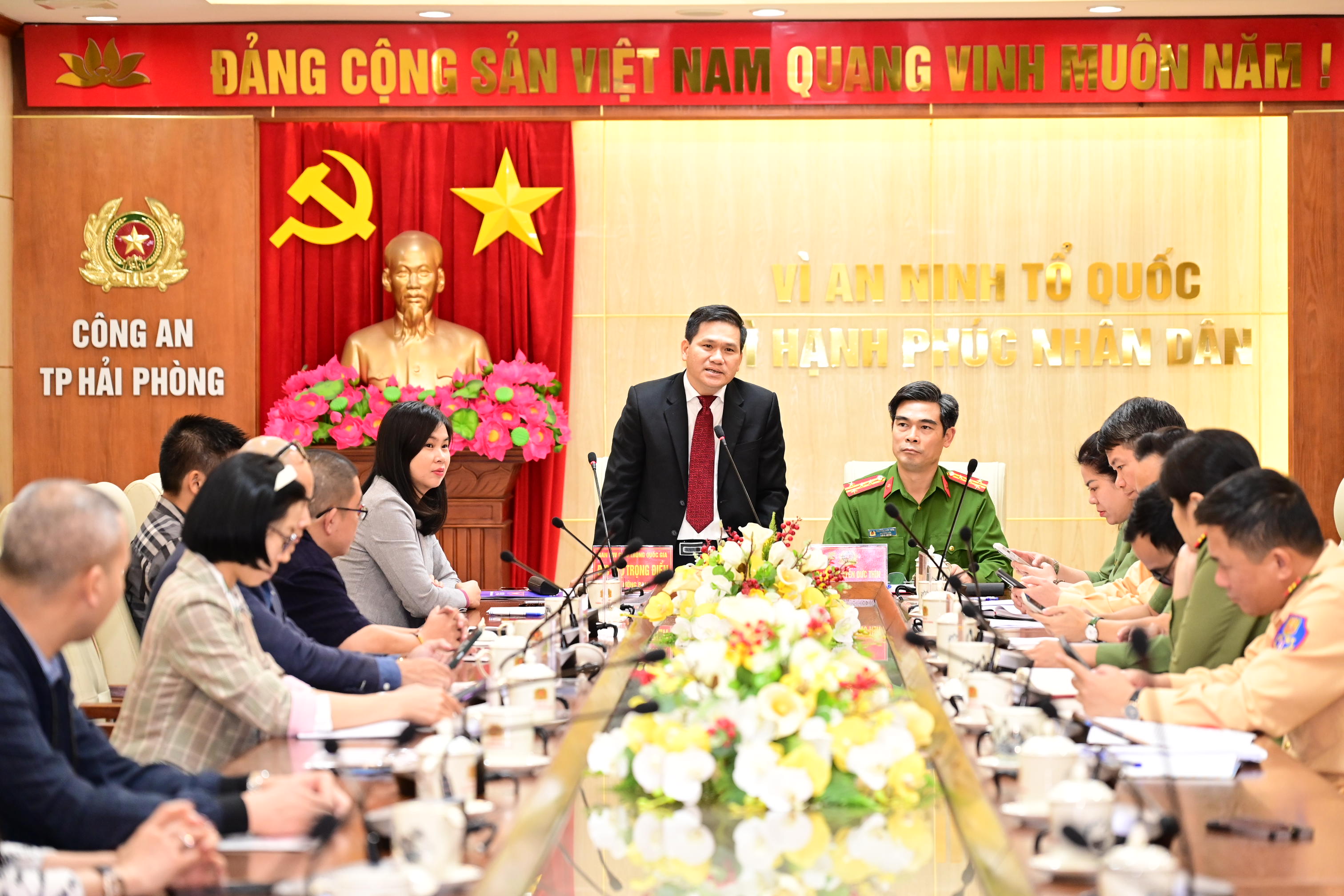 Tiếp xúc, làm việc với Ban VOV giao thông quốc gia - Đài tiếng nói Việt Nam